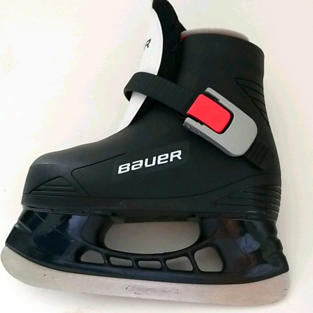 Bauer Y06/07 Boys Beginner Skates EUC